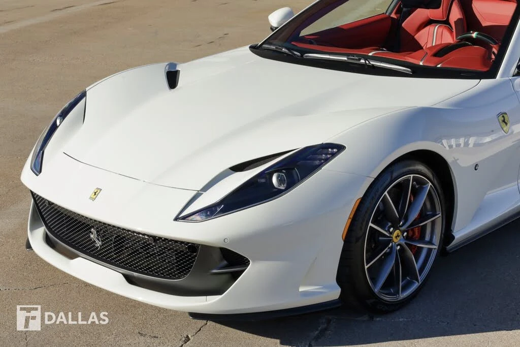 2022 Ferrari 812 GTS - Image 7 of 31