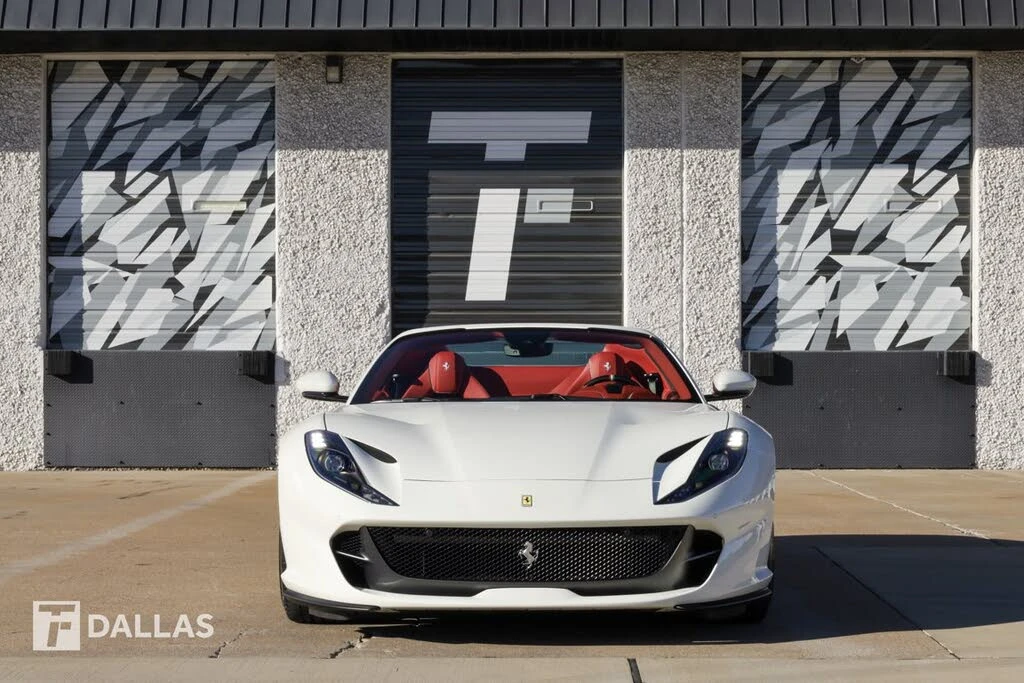 2022 Ferrari 812 GTS - Image 4 of 31