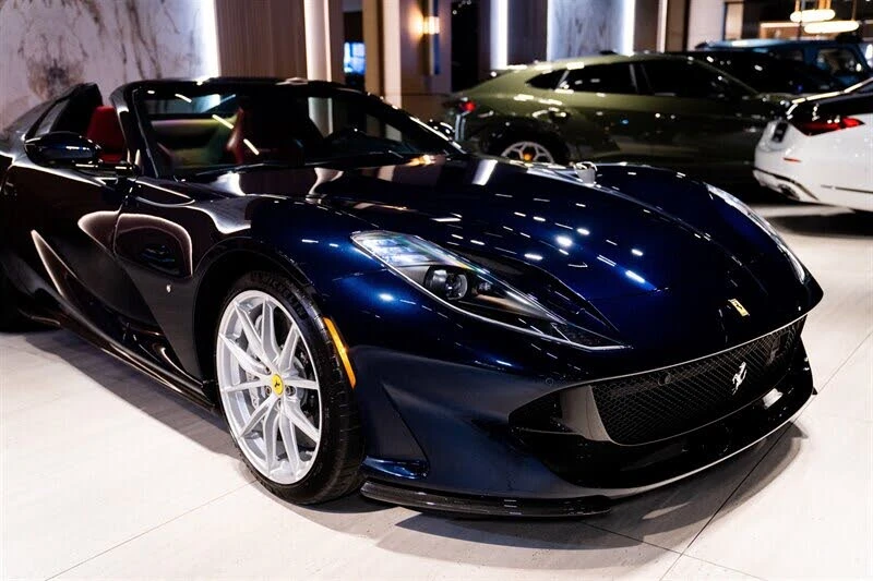 2022 Ferrari 812 GTS - Image 27 of 31