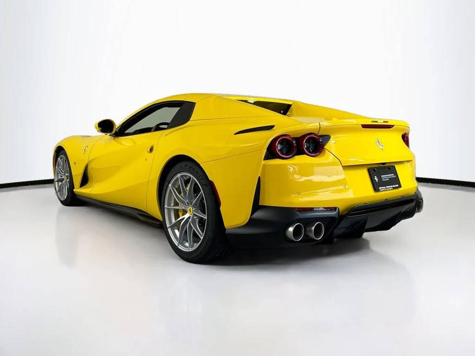 2022 Ferrari 812 GTS - Image 5 of 6