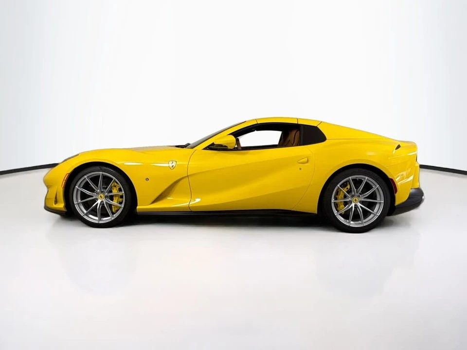 2022 Ferrari 812 GTS - Image 4 of 6