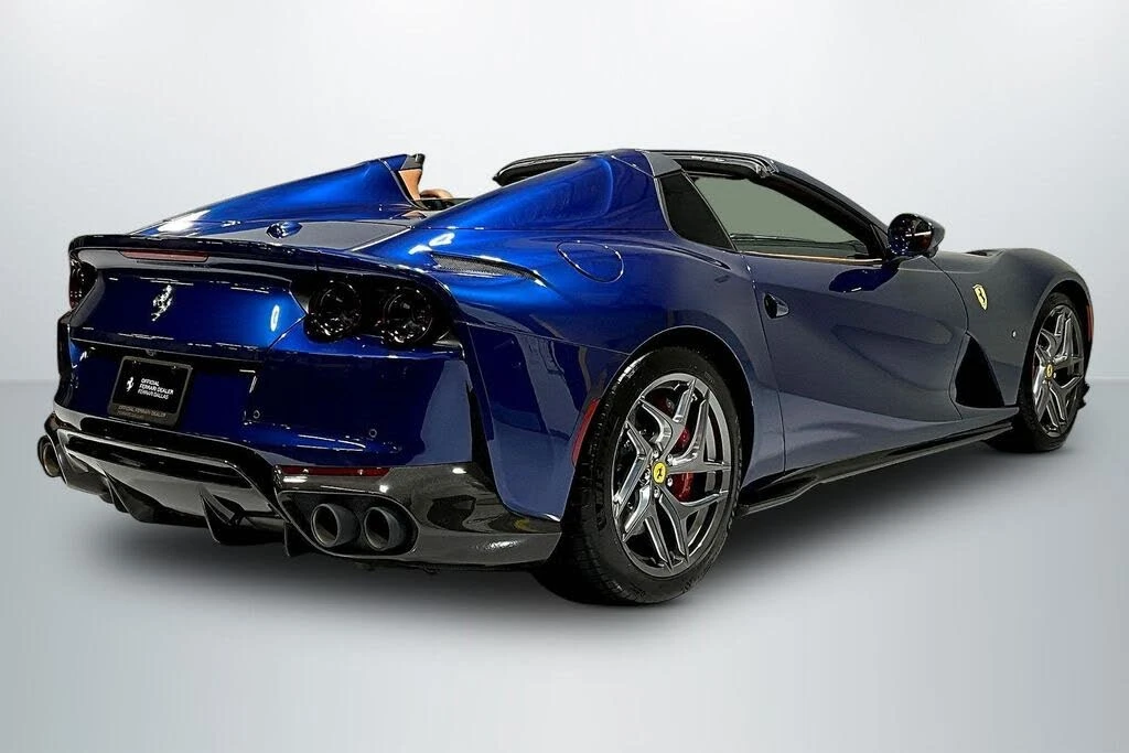 2022 Ferrari 812 GTS - Image 7 of 30