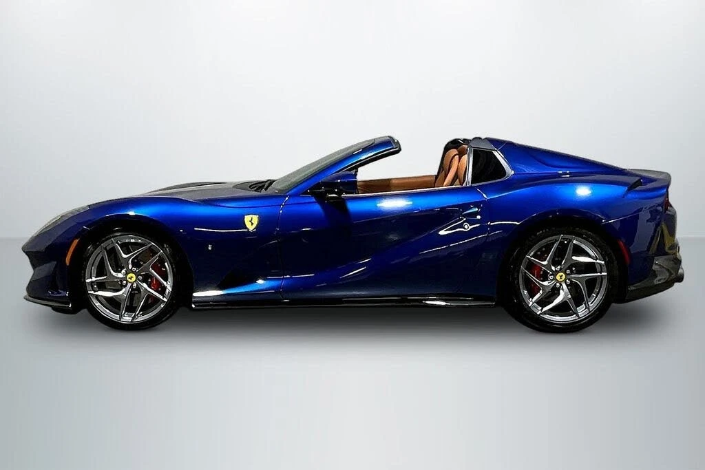 2022 Ferrari 812 GTS - Image 8 of 30