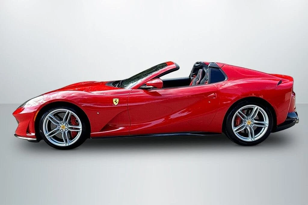 2022 Ferrari 812 GTS - Image 8 of 30
