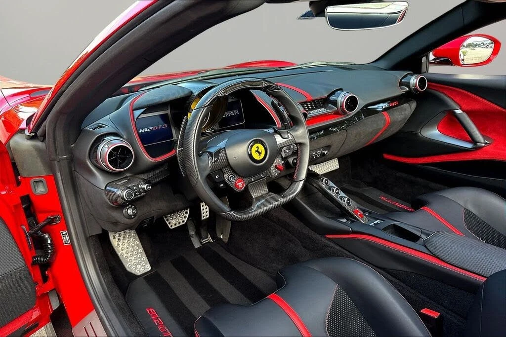 2022 Ferrari 812 GTS - Image 15 of 30
