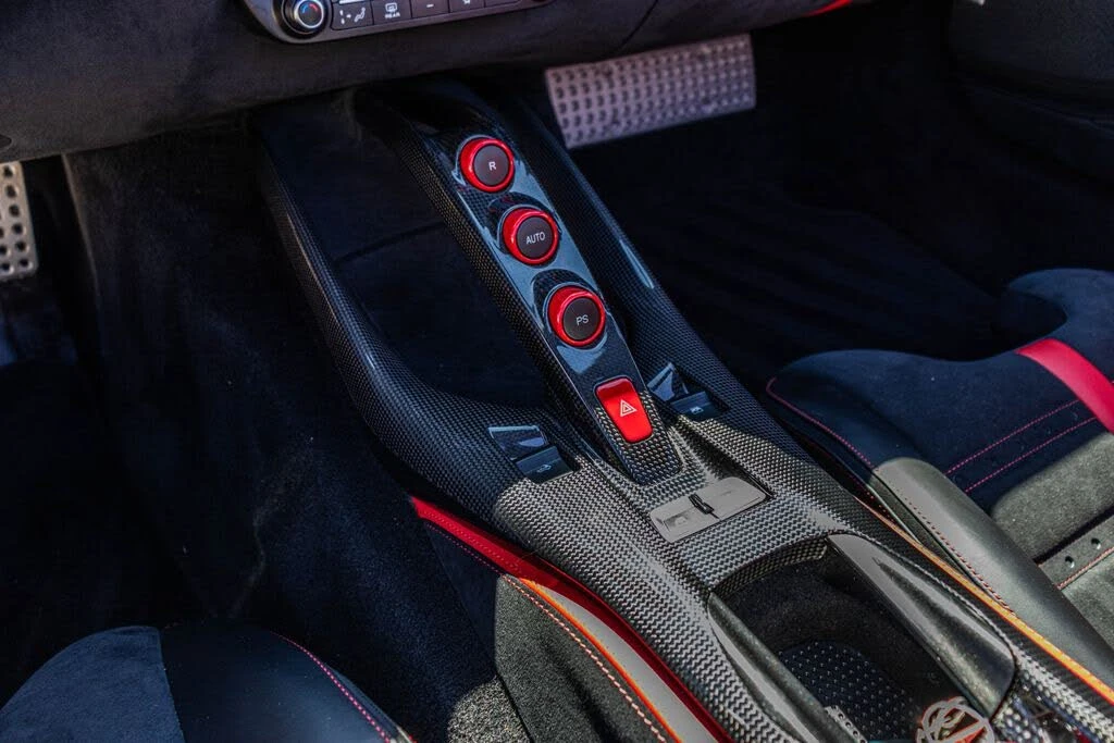 2022 Ferrari 812 GTS - Image 5 of 31