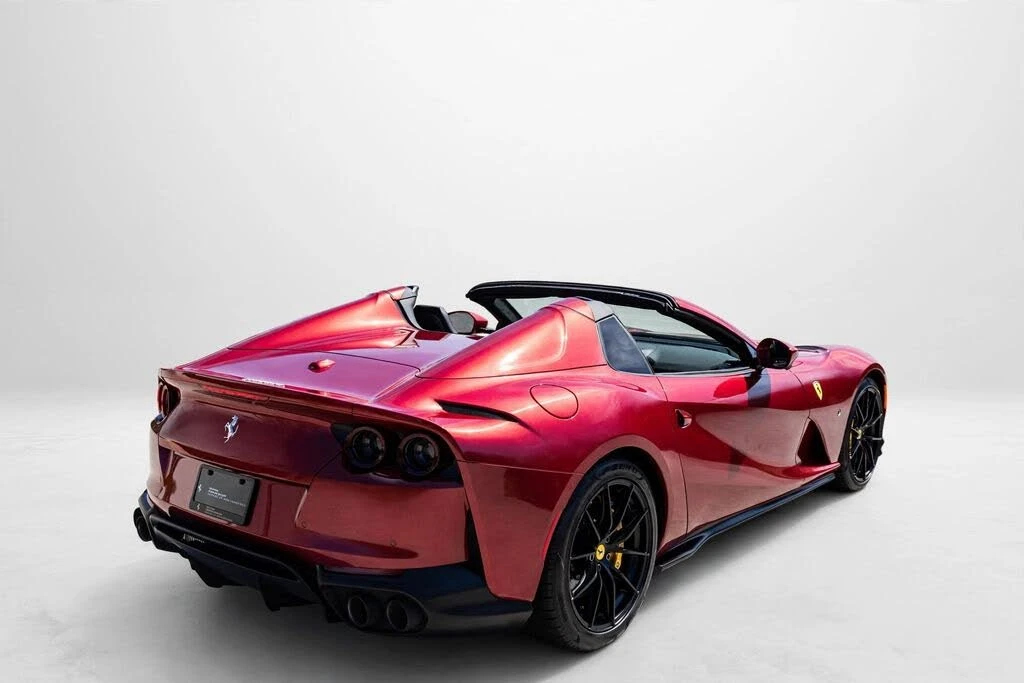 2022 Ferrari 812 GTS - Image 2 of 31
