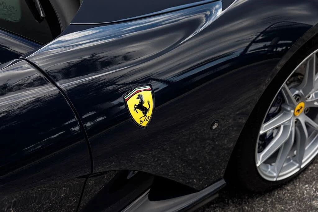 2022 Ferrari 812 GTS - Image 12 of 31