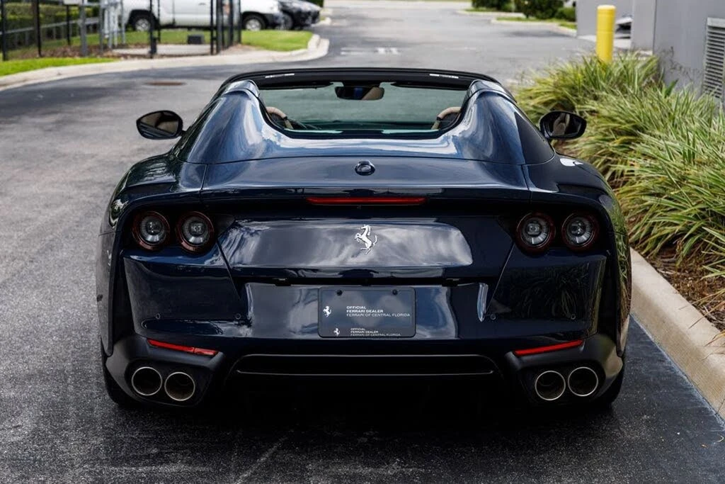 2022 Ferrari 812 GTS - Image 4 of 31