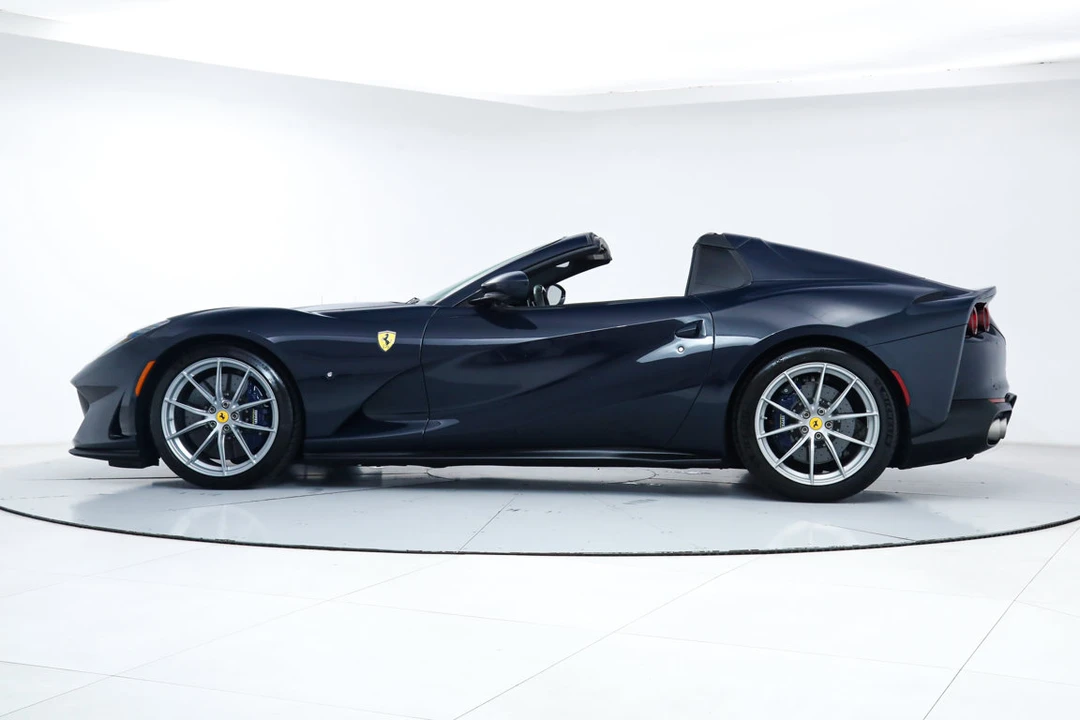 2022 Ferrari 812 GTS - Image 4 of 31