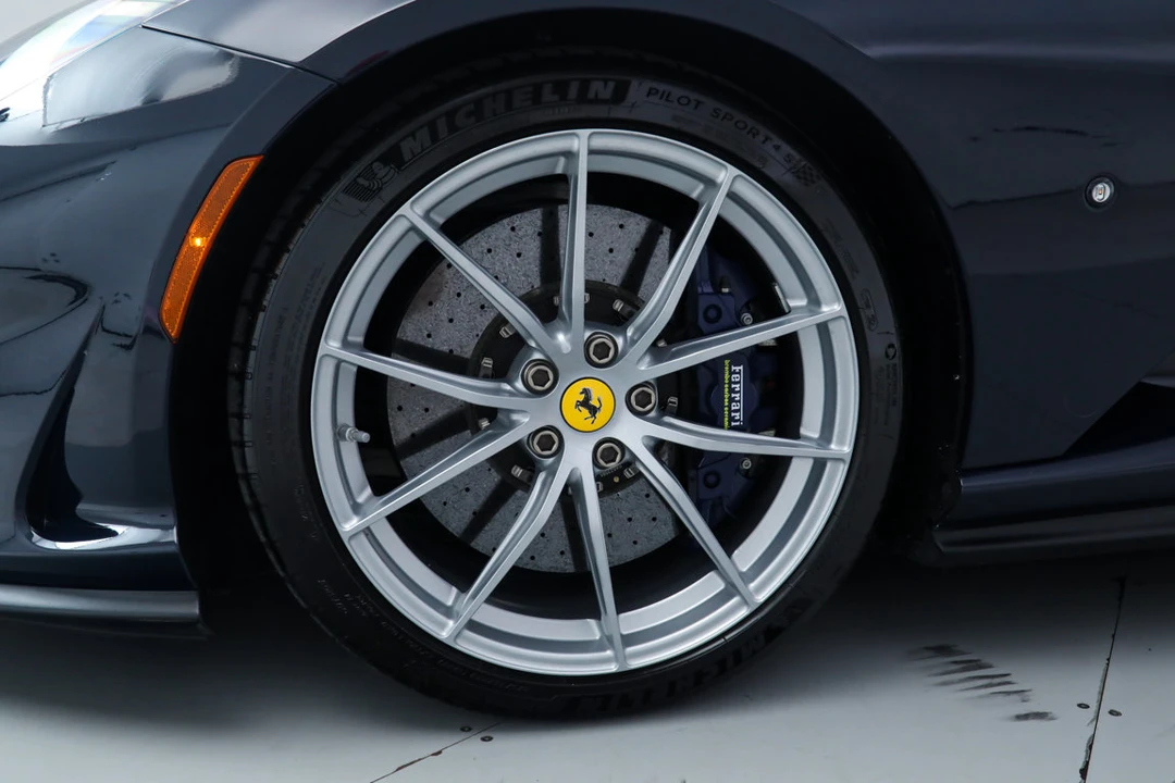 2022 Ferrari 812 GTS - Image 16 of 31