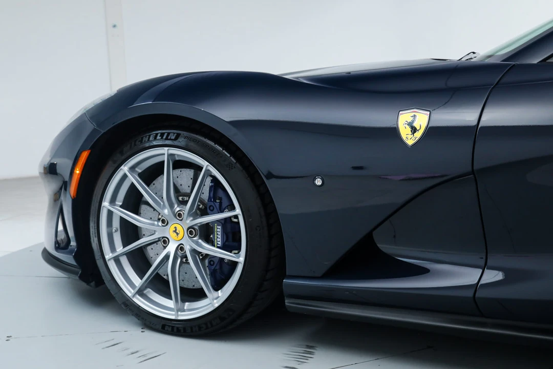 2022 Ferrari 812 GTS - Image 17 of 31