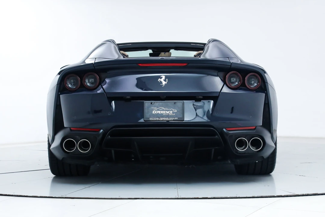 2022 Ferrari 812 GTS - Image 9 of 31