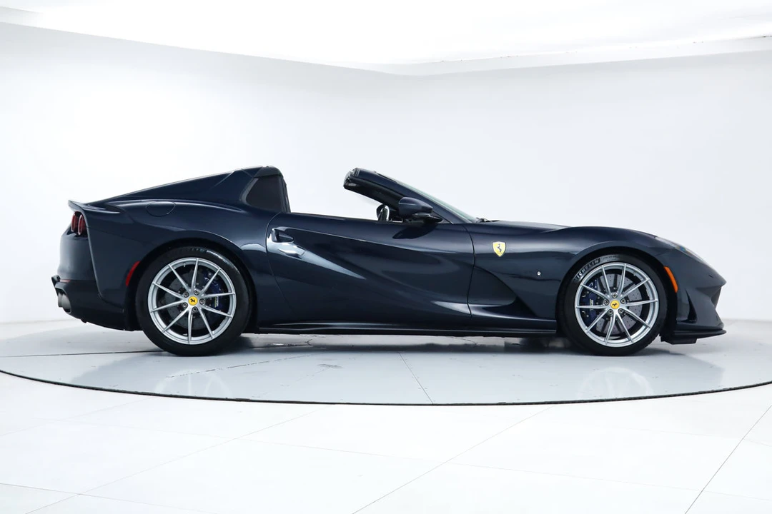 2022 Ferrari 812 GTS - Image 10 of 31