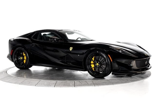 2022 Ferrari 812 GTS - Image 13 of 31