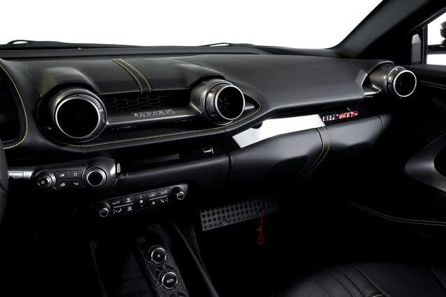 2022 Ferrari 812 GTS - Image 29 of 31