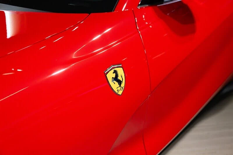 2022 Ferrari 812 GTS - Image 22 of 31