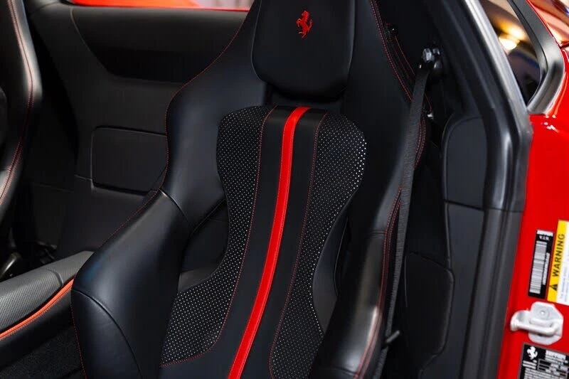 2022 Ferrari 812 GTS - Image 8 of 31