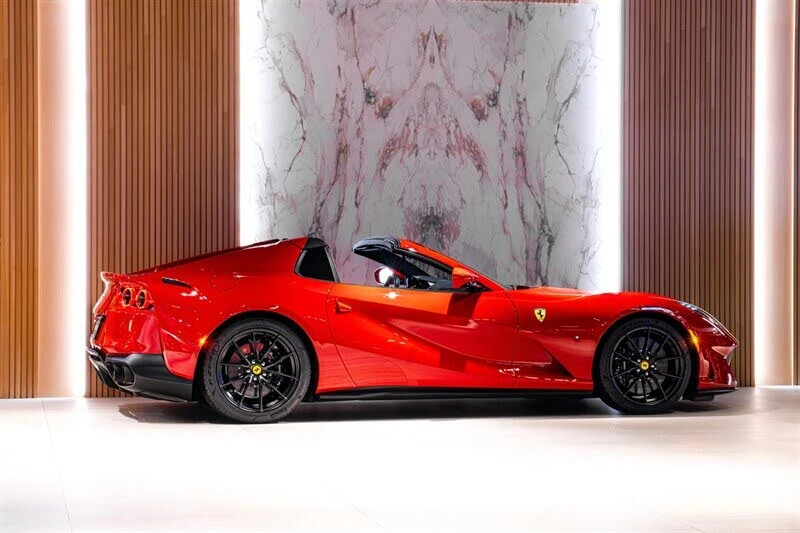 2022 Ferrari 812 GTS - Image 4 of 31