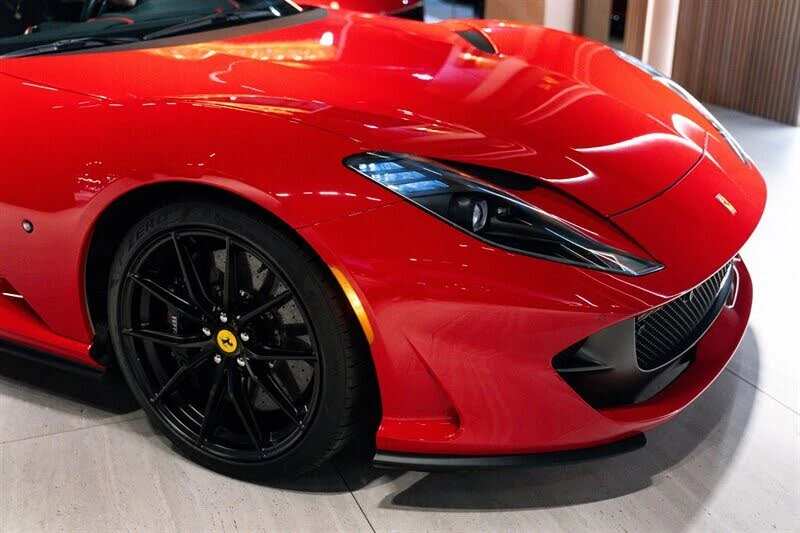 2022 Ferrari 812 GTS - Image 29 of 31