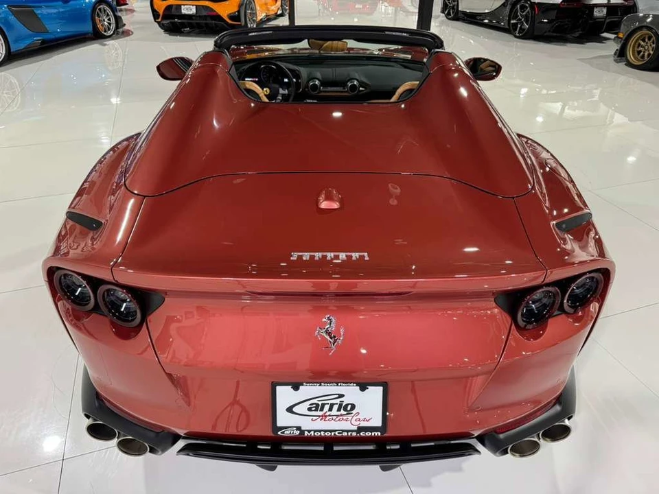 2022 Ferrari 812 GTS - Image 6 of 12