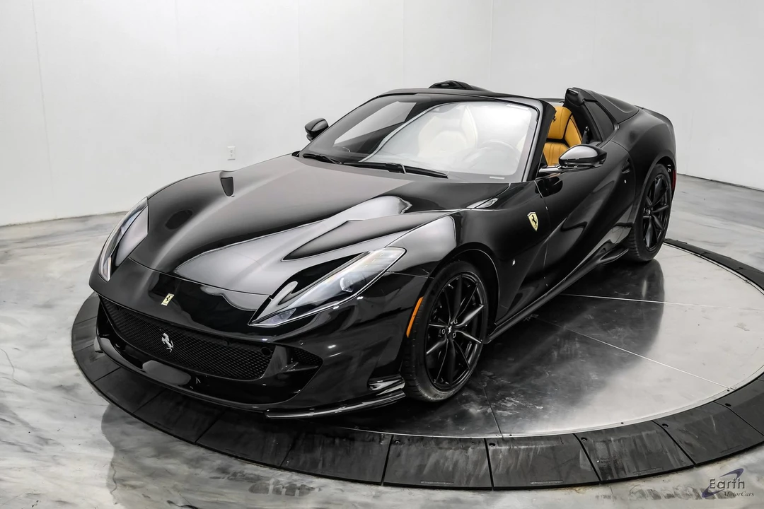 2022 Ferrari 812 GTS - Image 8 of 31