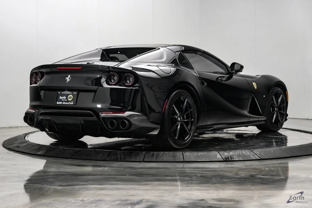 2022 Ferrari 812 GTS - Image 22 of 31