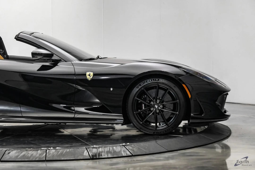 2022 Ferrari 812 GTS - Image 29 of 31
