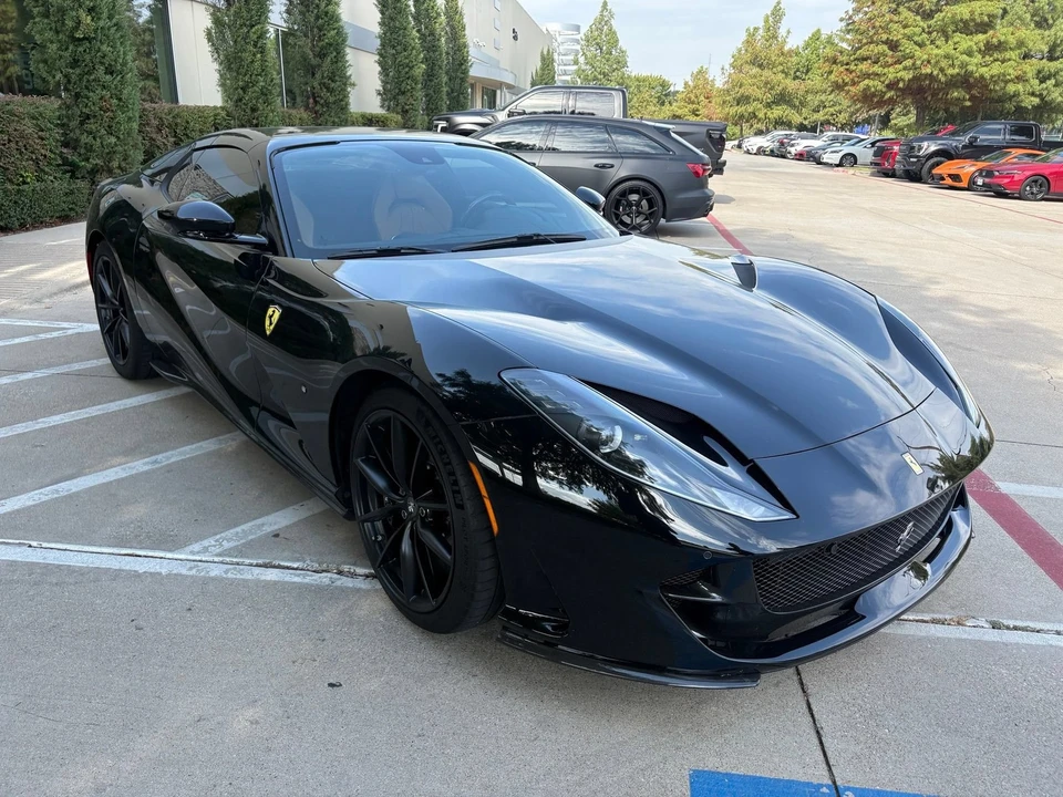 2022 Ferrari 812 GTS - Image 3 of 9