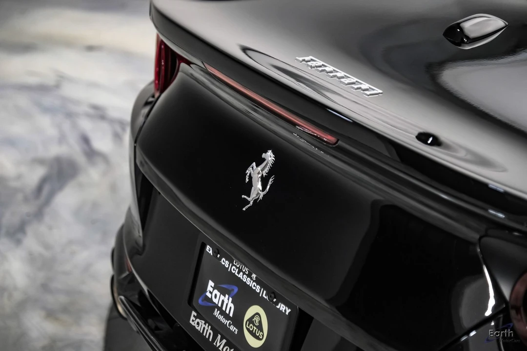 2022 Ferrari 812 GTS - Image 19 of 31