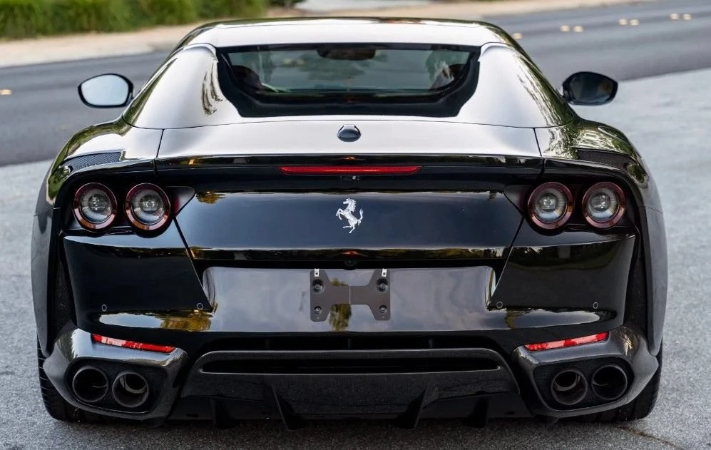 2022 Ferrari 812 GTS - Image 4 of 9