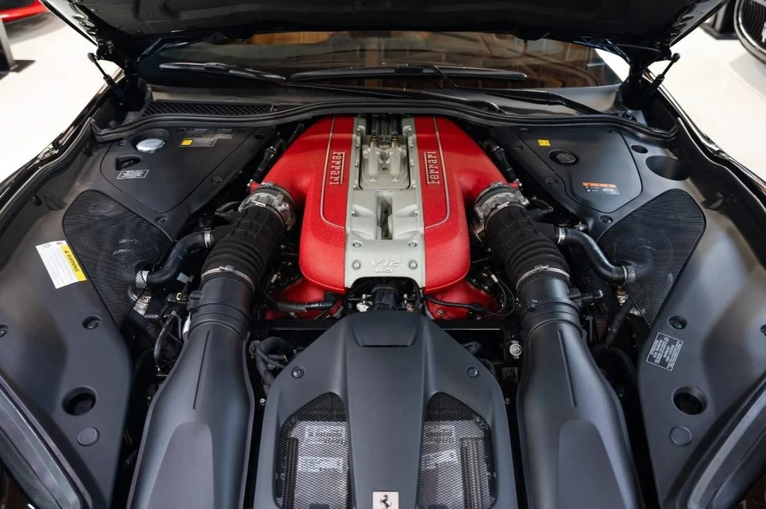 2022 Ferrari 812 GTS - Image 8 of 9