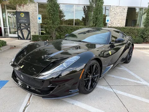 2022 Ferrari 812 GTS