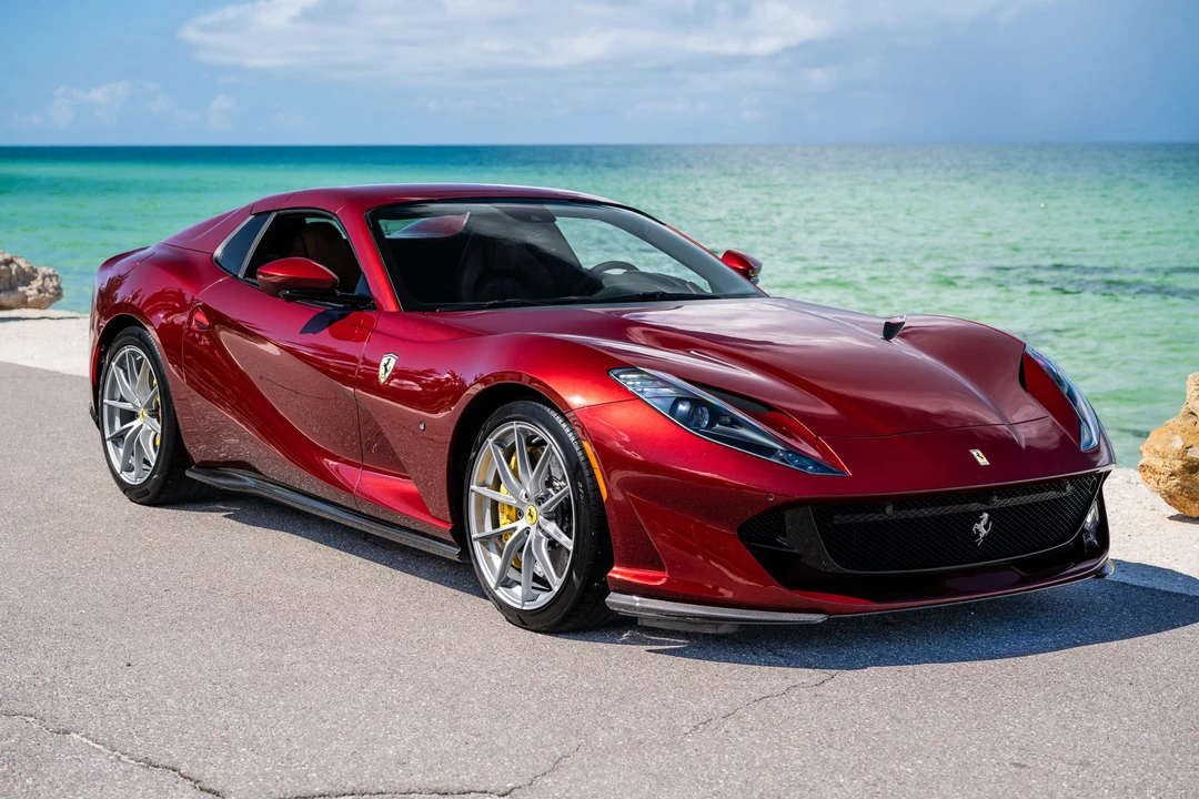 2022 Ferrari 812 GTS - Image 7 of 31