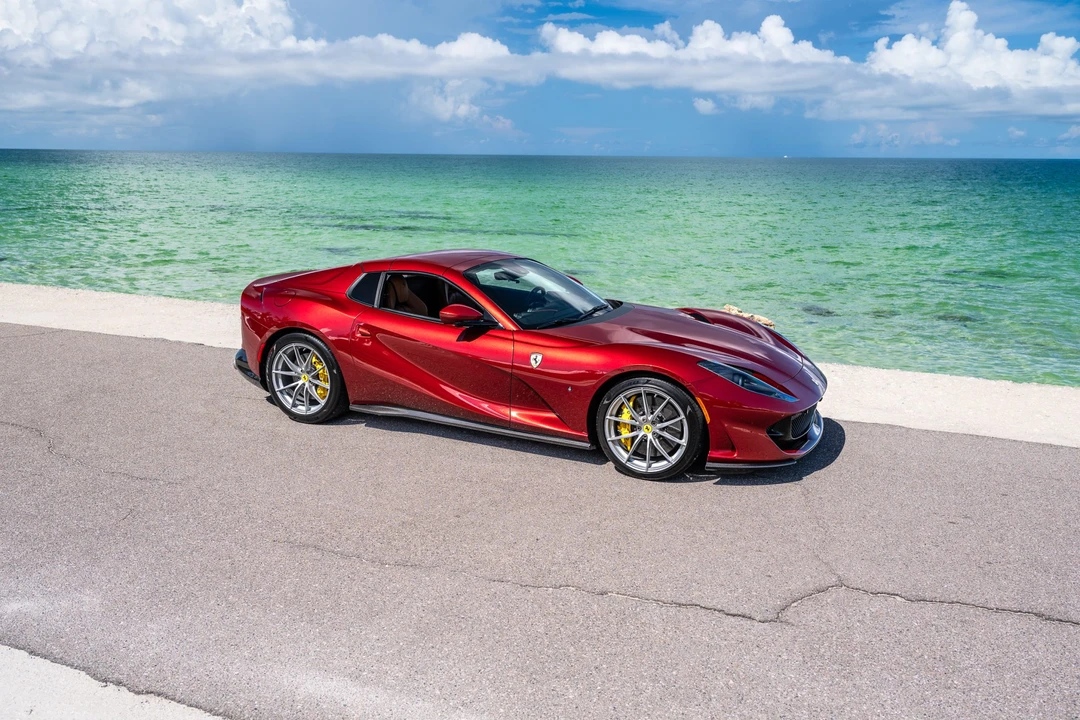 2022 Ferrari 812 GTS - Image 10 of 31