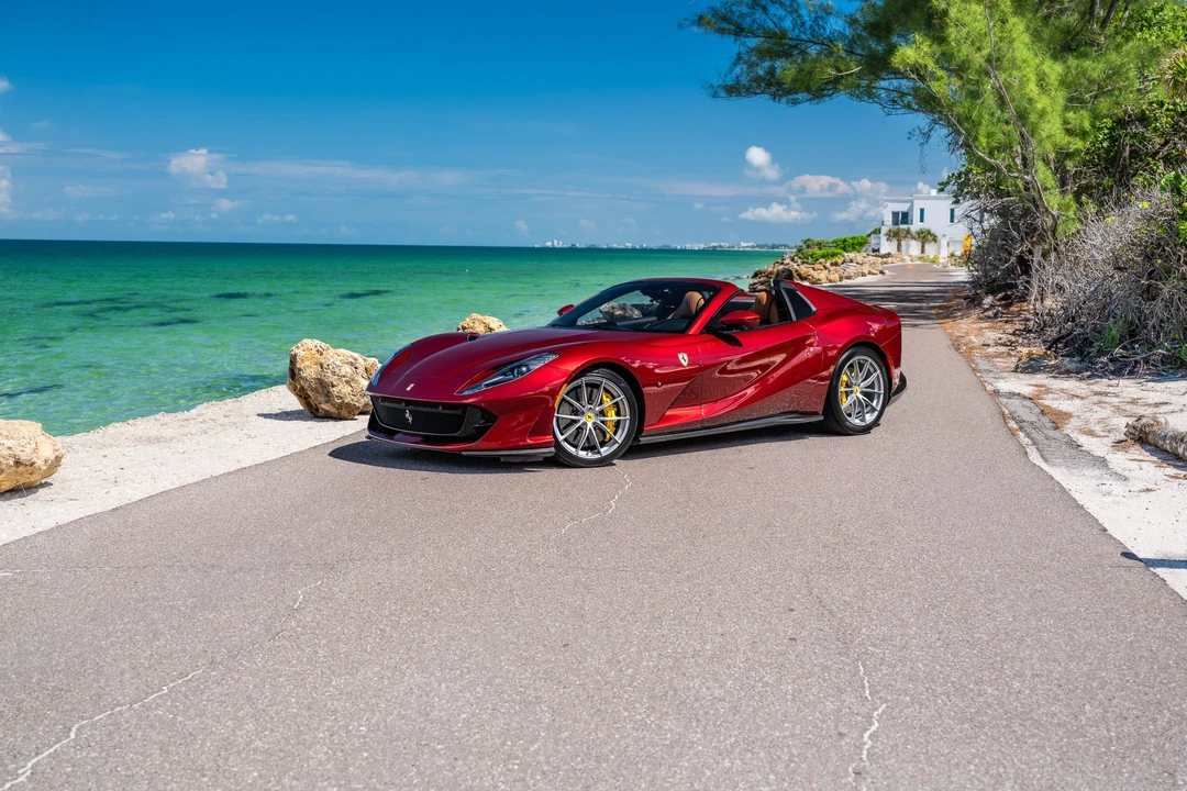 2022 Ferrari 812 GTS - Image 28 of 31