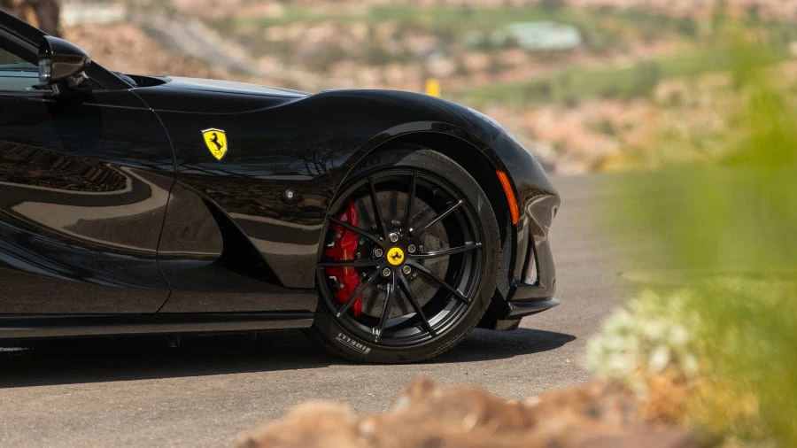 2022 Ferrari 812 GTS - Image 27 of 31
