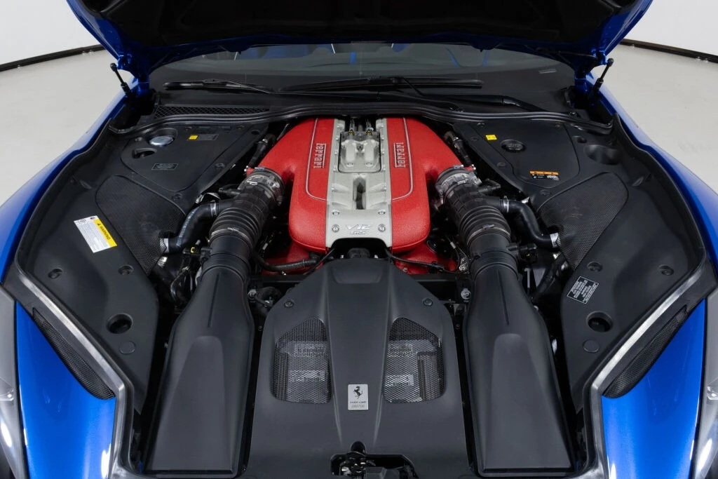 2022 Ferrari 812 GTS - Image 27 of 31