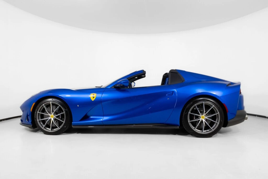 2022 Ferrari 812 GTS - Image 3 of 31