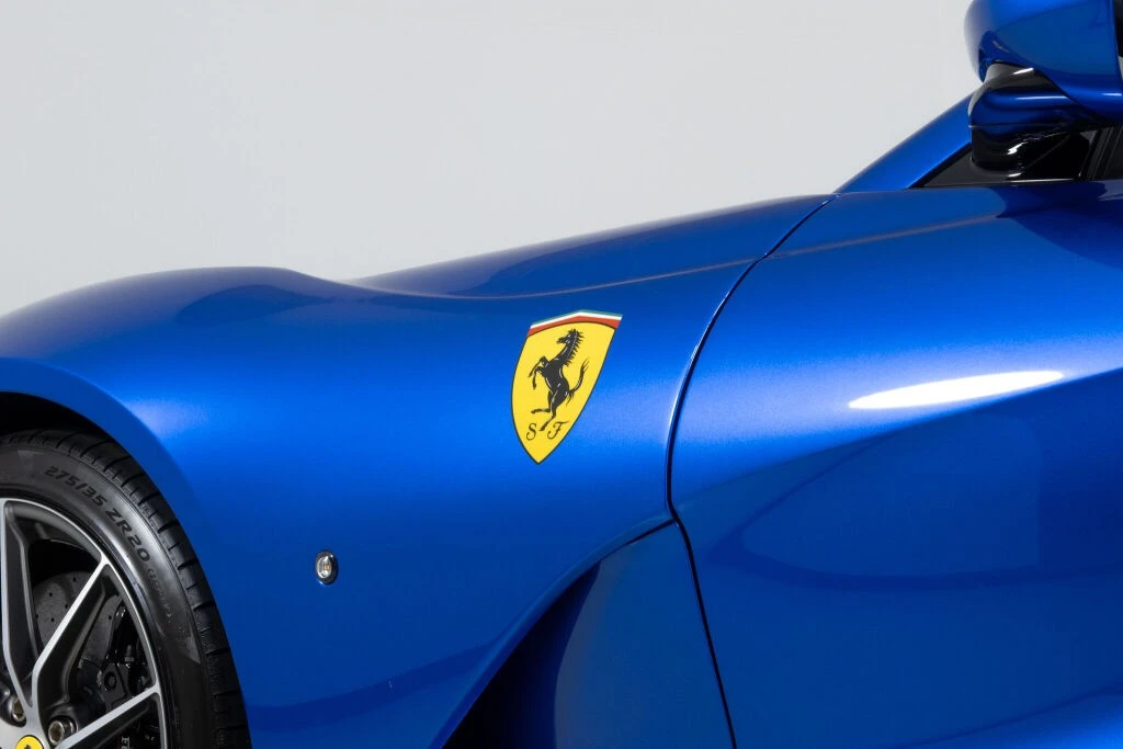 2022 Ferrari 812 GTS - Image 17 of 31