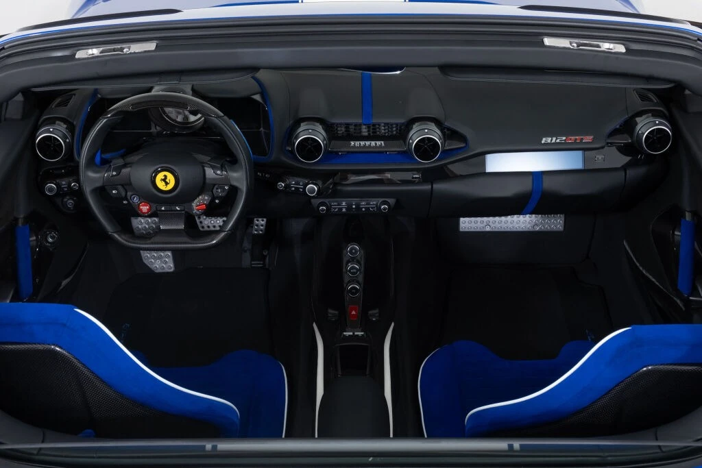 2022 Ferrari 812 GTS - Image 26 of 31