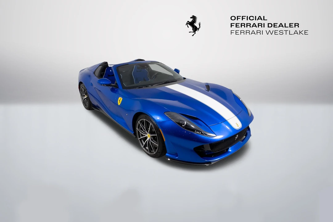 2022 Ferrari 812 GTS - Image 12 of 31
