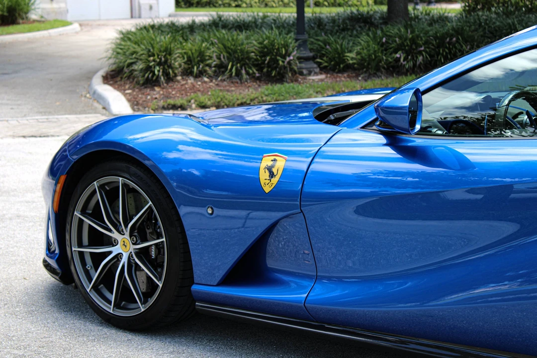 2022 Ferrari 812 GTS - Image 23 of 31