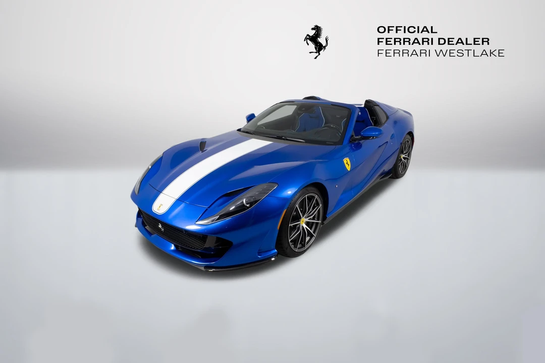 2022 Ferrari 812 GTS - Image 2 of 31