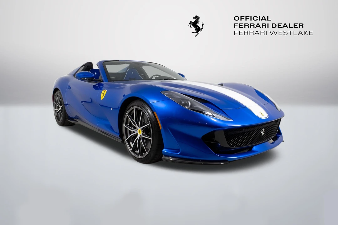 2022 Ferrari 812 GTS - Image 11 of 31
