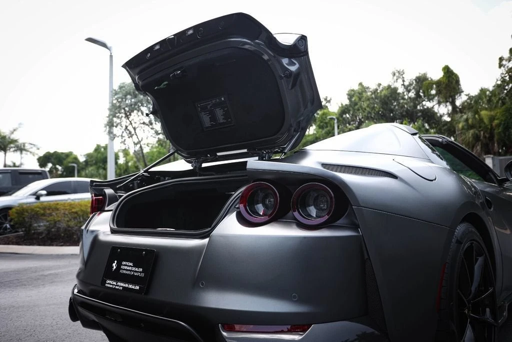 2022 Ferrari 812 GTS - Image 29 of 31