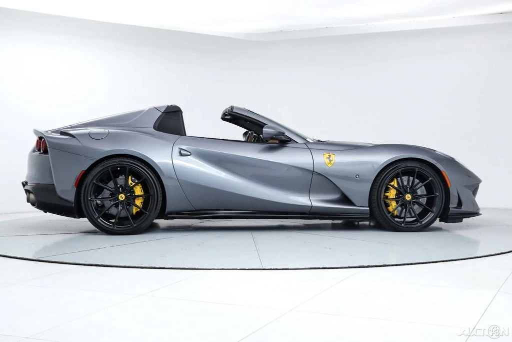 2022 Ferrari 812 GTS - Image 10 of 21