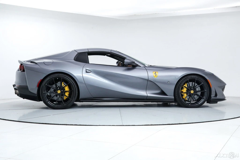 2022 Ferrari 812 GTS - Image 11 of 21