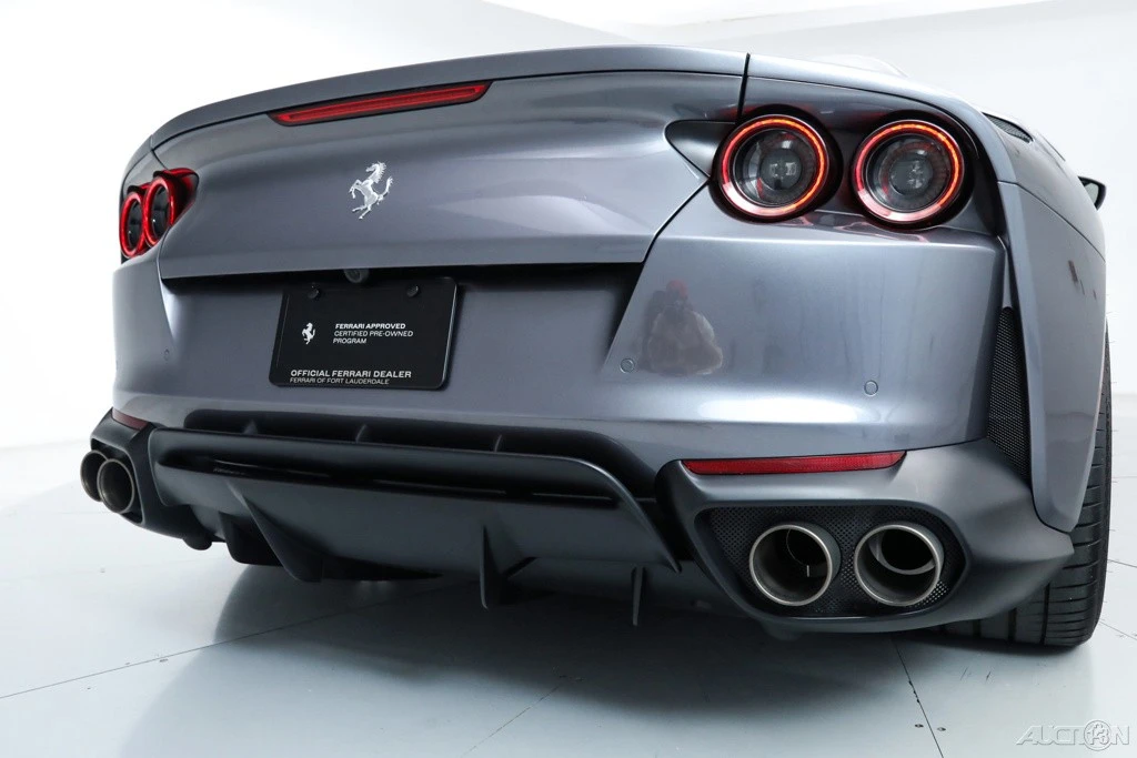 2022 Ferrari 812 GTS - Image 18 of 21