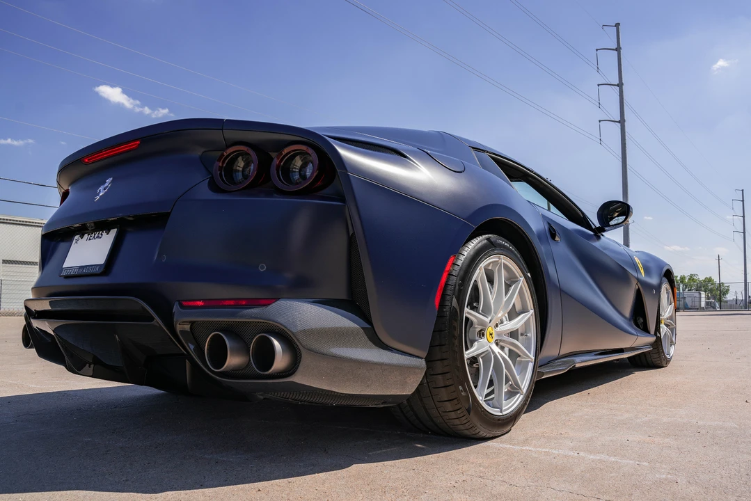 2022 Ferrari 812 GTS - Image 11 of 31